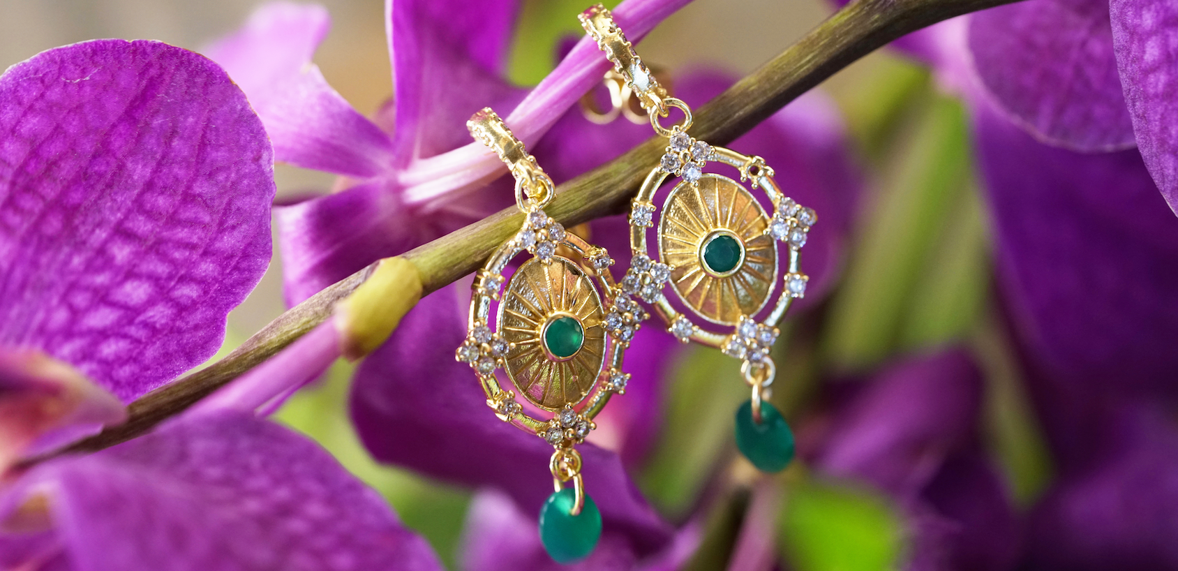 BOUCLES D'OREILLES INTEMPORELS