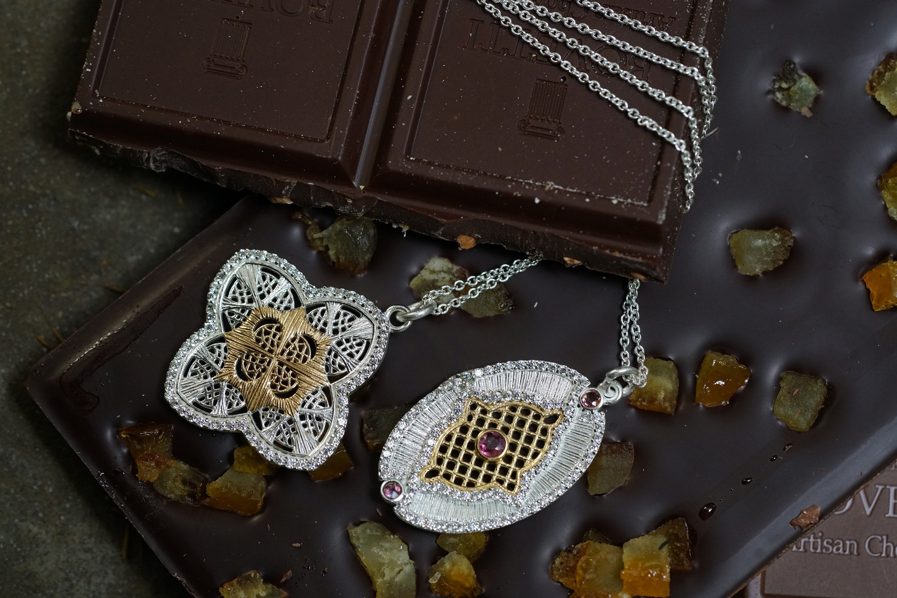 COLLIERS NOUVEAUTÉS